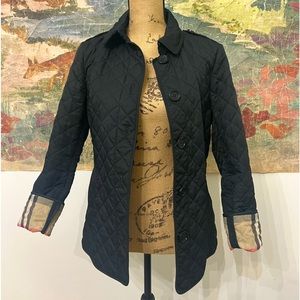 Burberry Ashurst Quilted jacket, BLACK, size Small